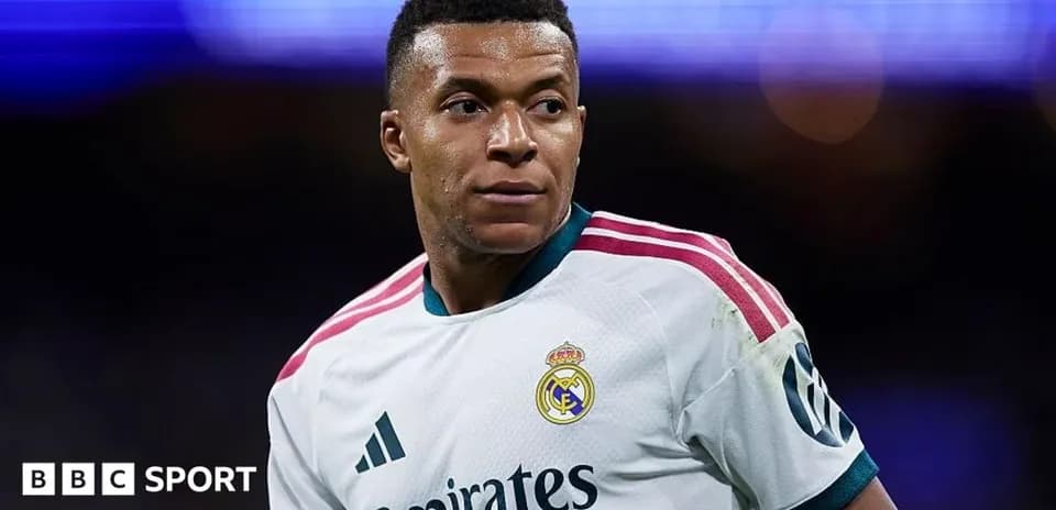 Jugador de Real Madrid en el campo durante el partido