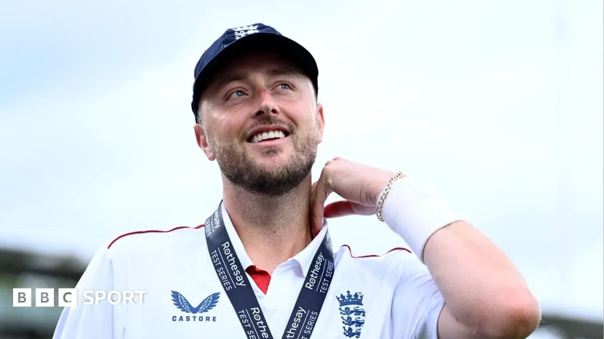 Jugador de cricket con medalla en celebración