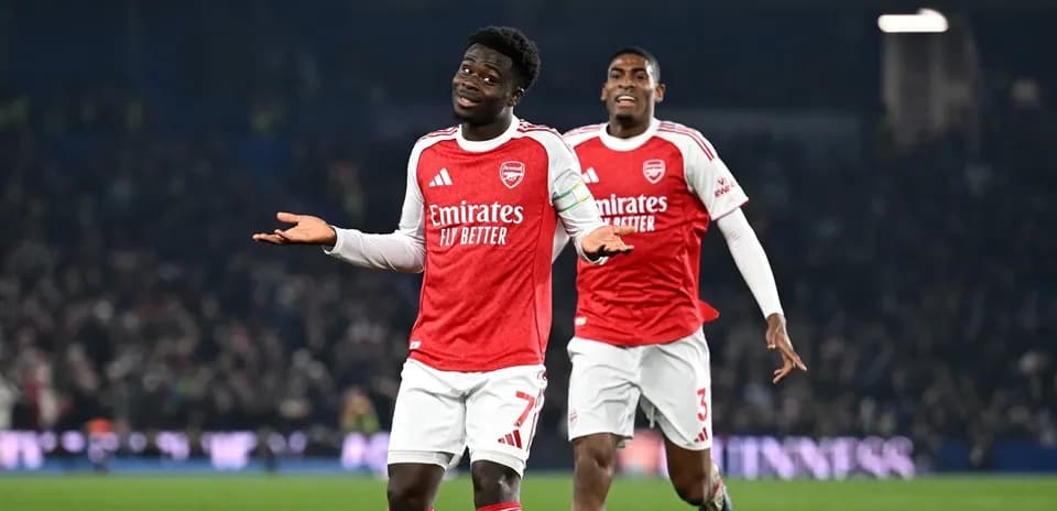 Jugadores de Arsenal celebrando un gol
