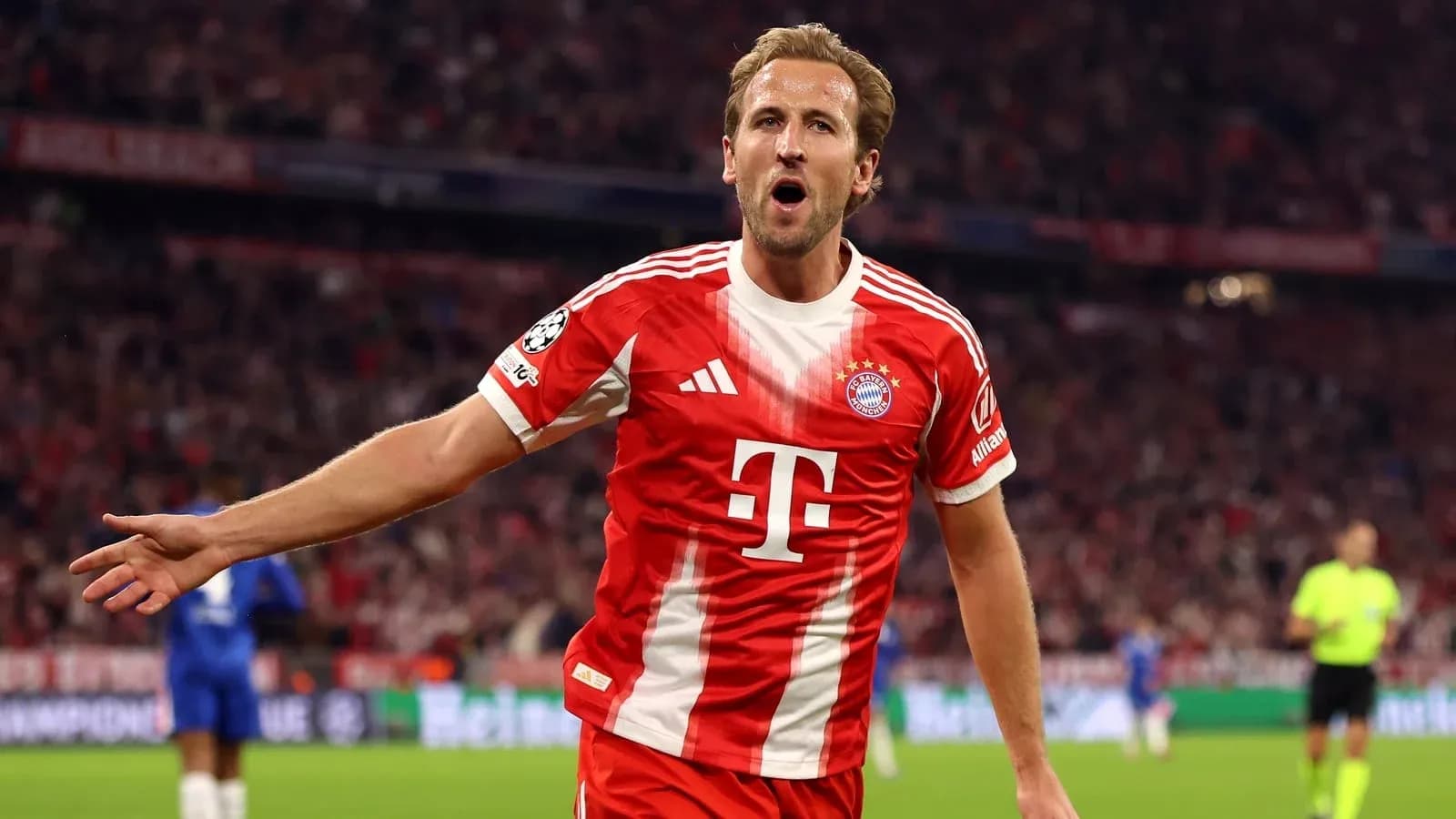 Jugador de Bayern Munich celebrando un gol en partido