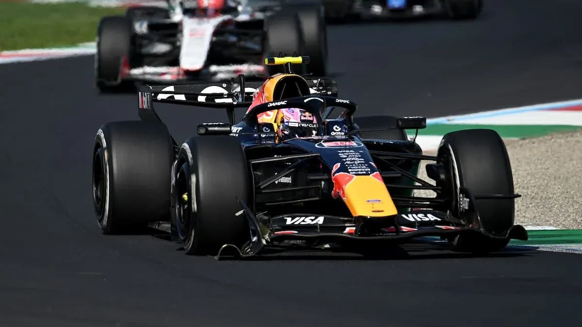 Coche de Fórmula 1 de Red Bull en carrera