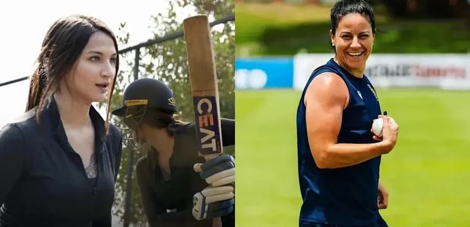 Jugadoras de cricket en entrenamiento y sonrientes