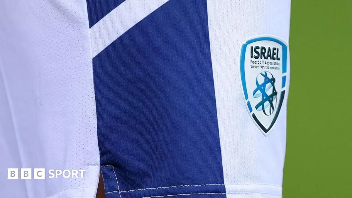 Logo de la Asociación de Fútbol de Israel en camiseta