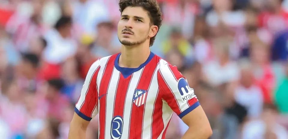 Jugador de Atlético de Madrid en el campo