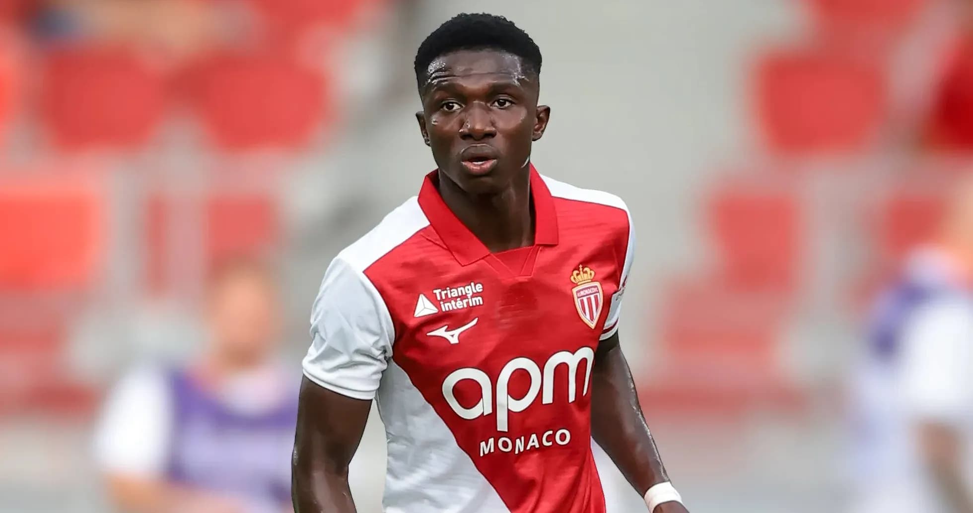 Jugador de AS Monaco en acción en el campo