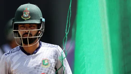 Jugador de cricket de Bangladesh en sesión de práctica