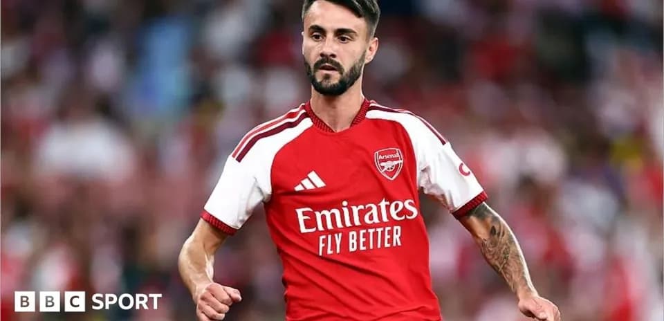 Jugador de Arsenal celebrando durante un partido
