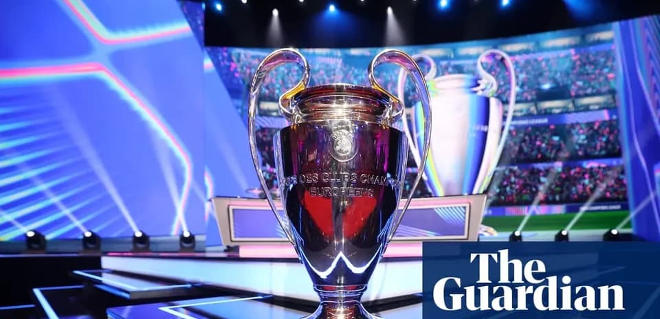 Trofeo de la UEFA Champions League en el escenario