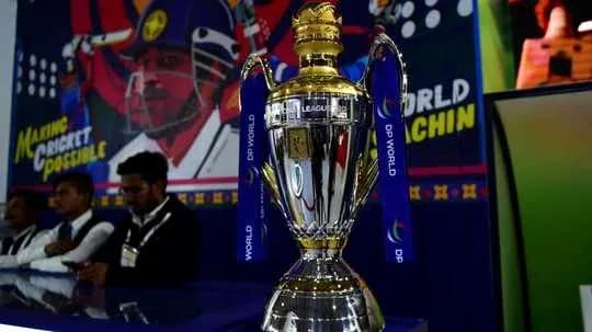 Trofeo de la liga de cricket en exhibición