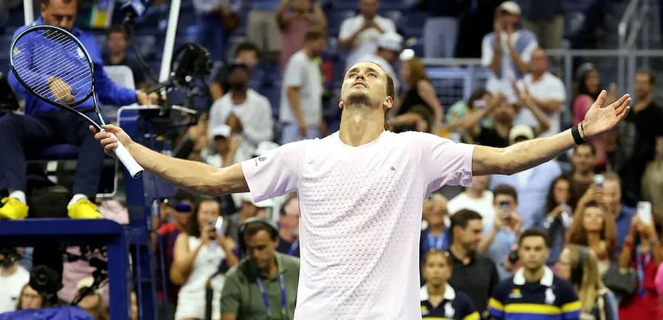 Jugador de tenis celebrando en el US Open