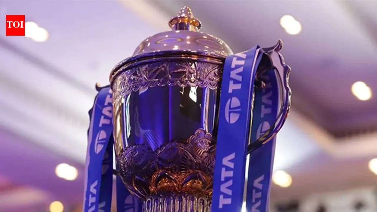 Trofeo con cintas azules de Tata en evento