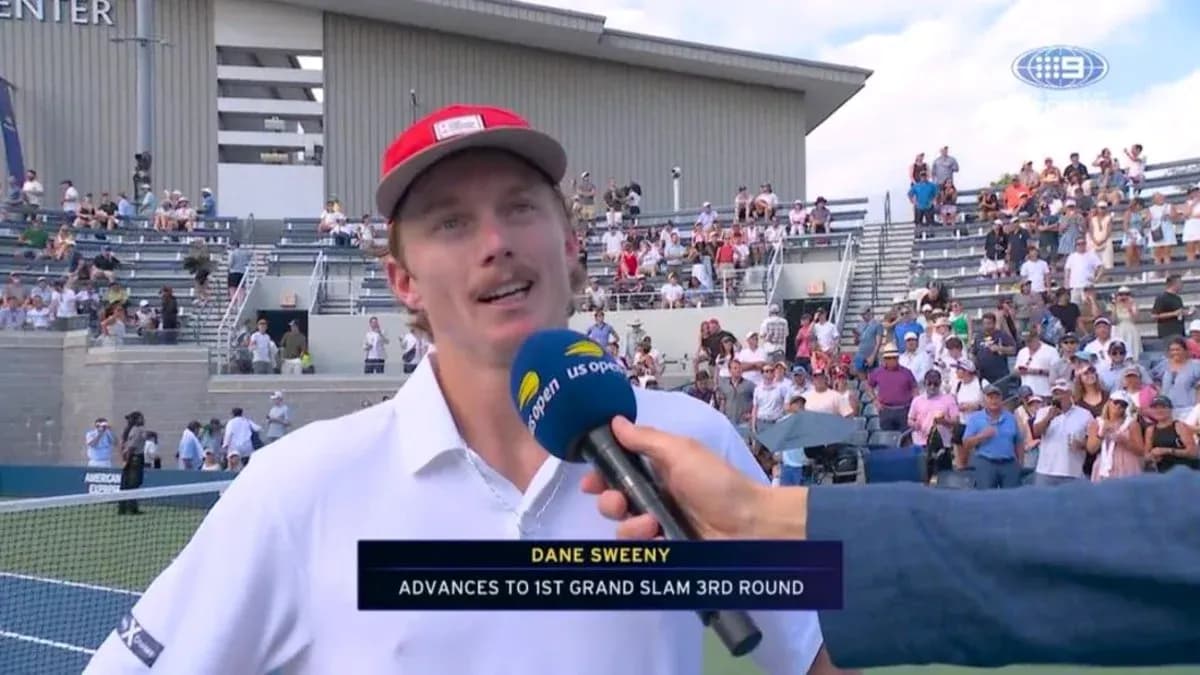 Dane Sweeny siendo entrevistado tras su victoria Dane Sweeny siendo entrevistado tras su victoria