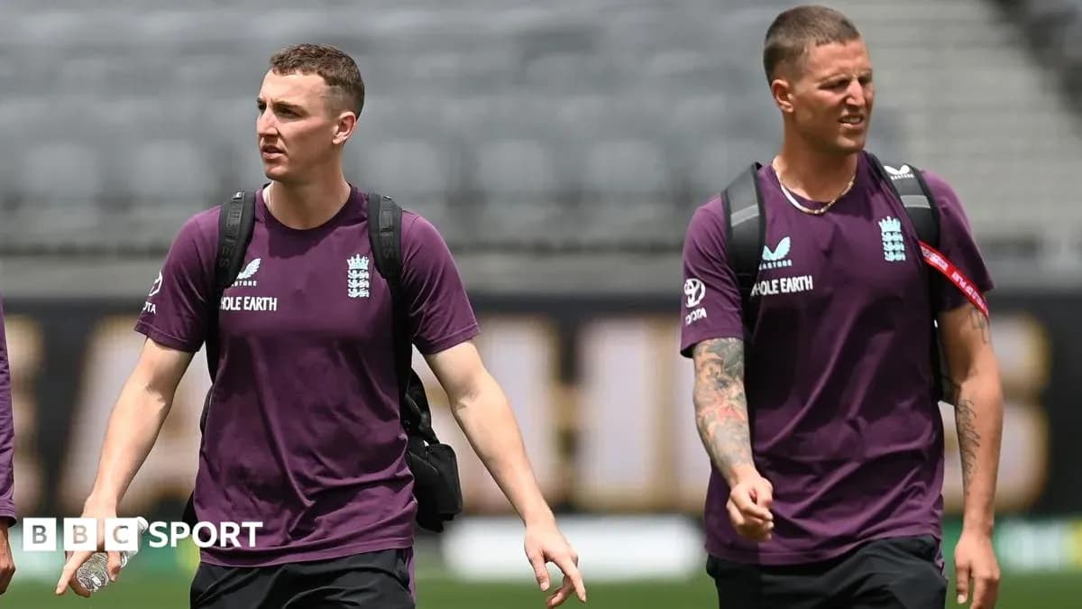 Jugadores de cricket de Inglaterra llegando al estadio Jugadores de cricket de Inglaterra llegando al estadio