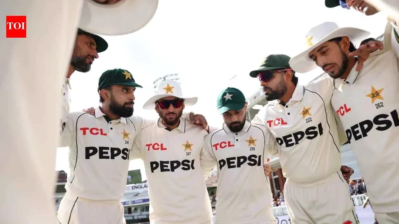 Jugadores de Pakistán en círculo antes del partido Jugadores de Pakistán en círculo antes del partido
